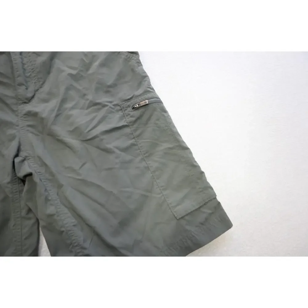 Columbia color green 